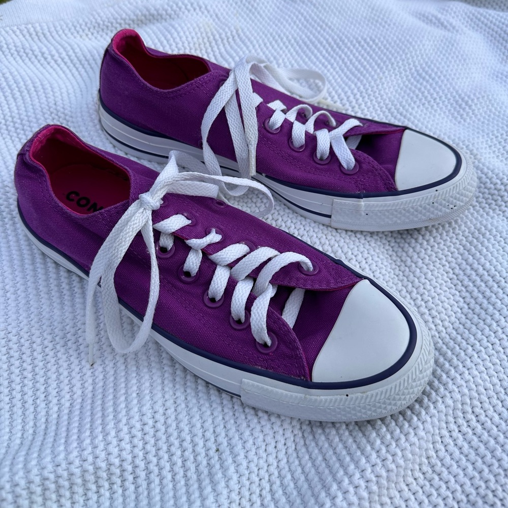 Purple converse women’s size 7